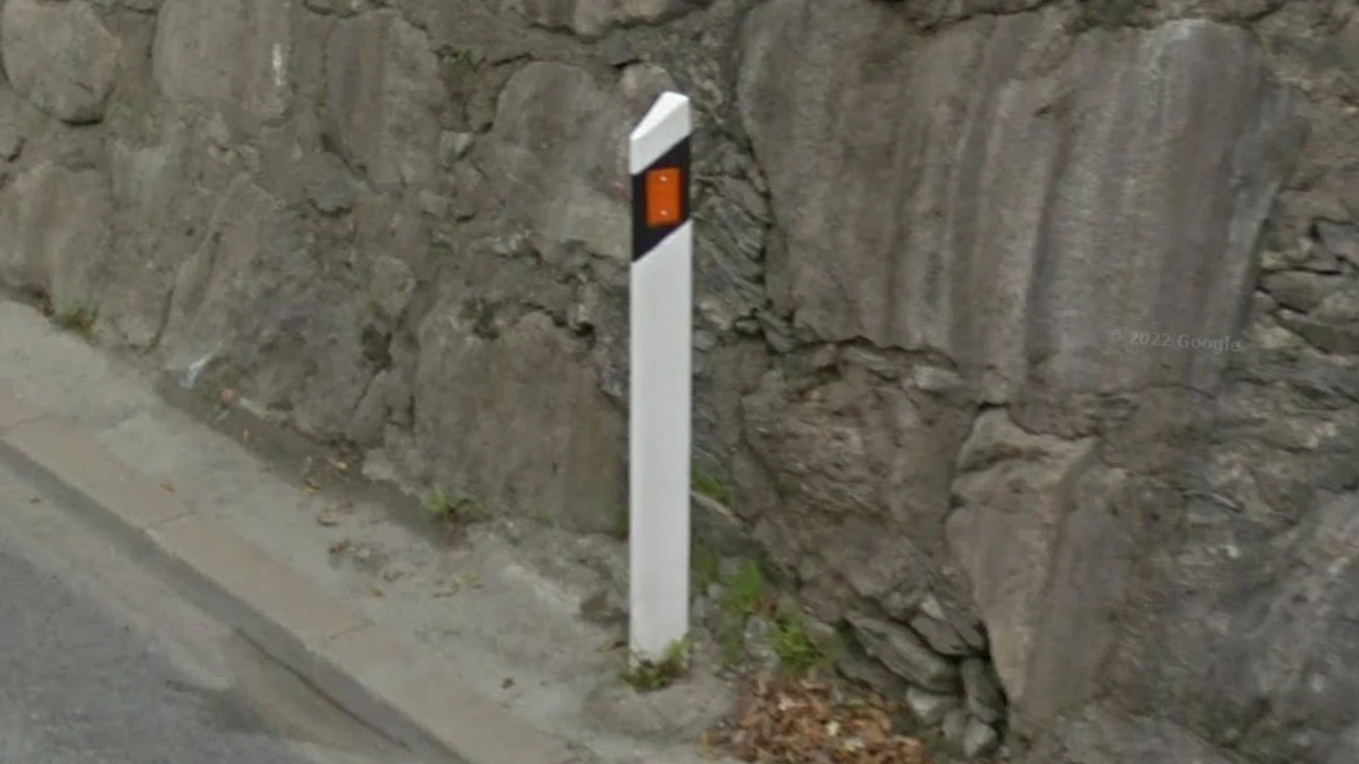 andorra-bollard-1-placeholder