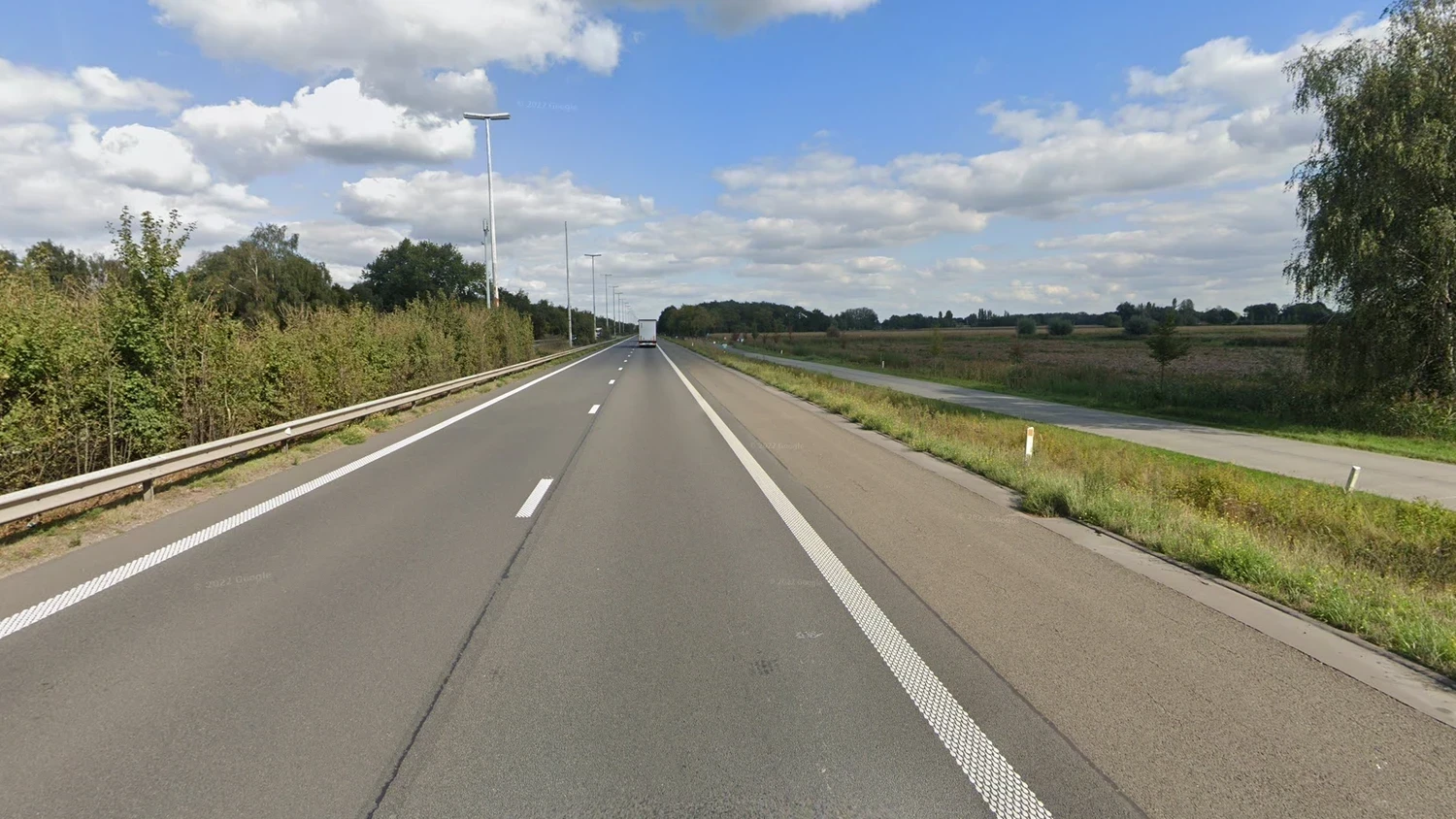 belgium-road-lines-1-placeholder