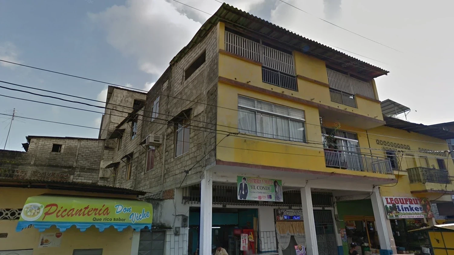 ecuador-architecture-1-placeholder