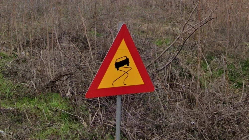 greece-warning-sign-1-placeholder