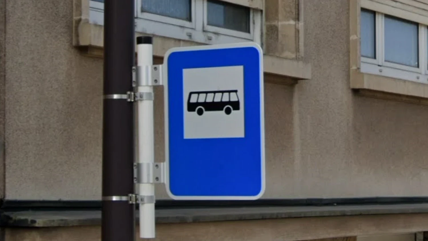luxembourg-bus-stop-sign-1-placeholder