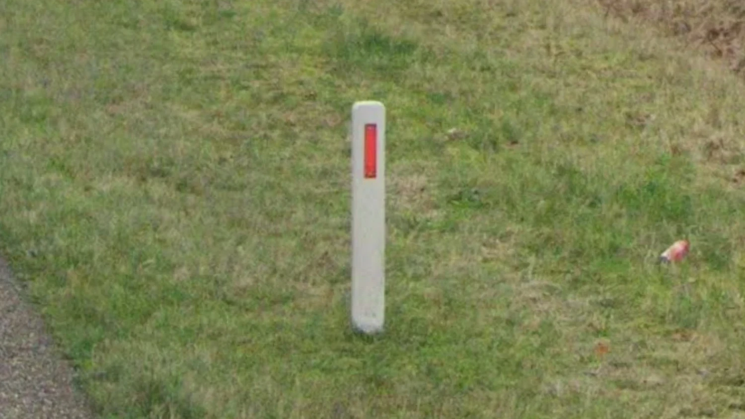 netherlands-bollard-1-placeholder