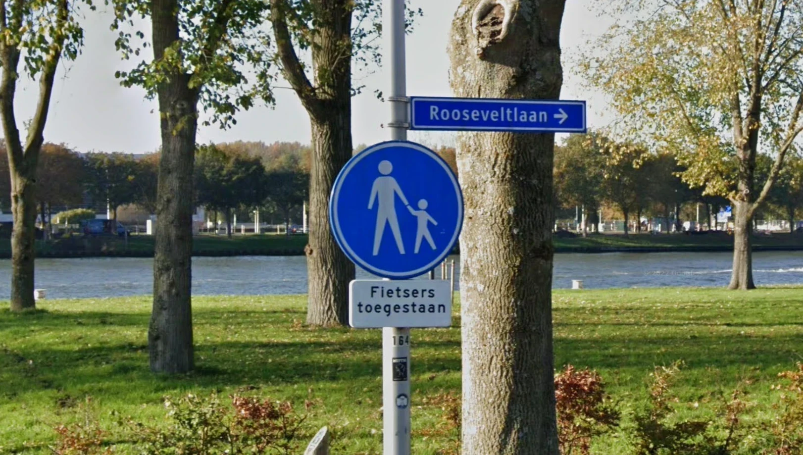 netherlands-sign-1-placeholder