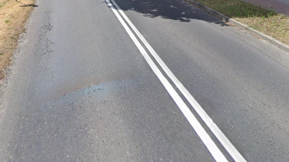 poland-road-lines-1-placeholder