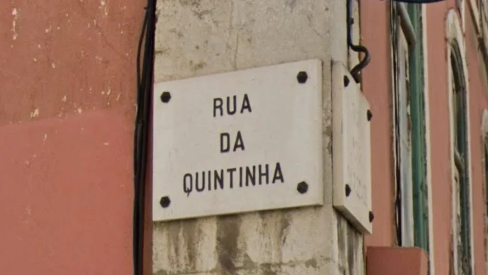 portugal-street-sign-1-placeholder
