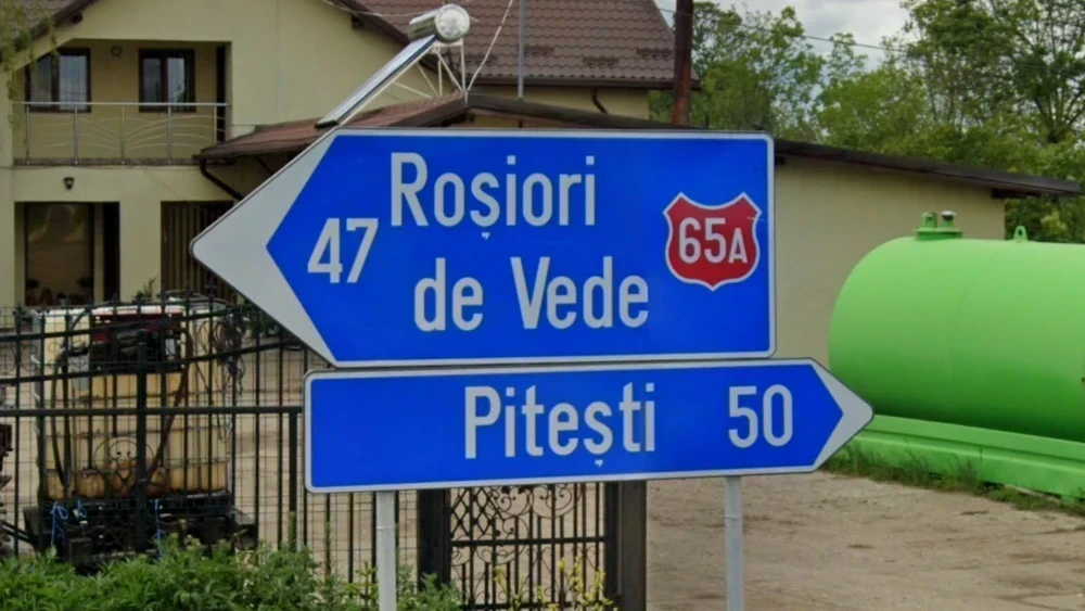 romania-direction-sign-1-placeholder