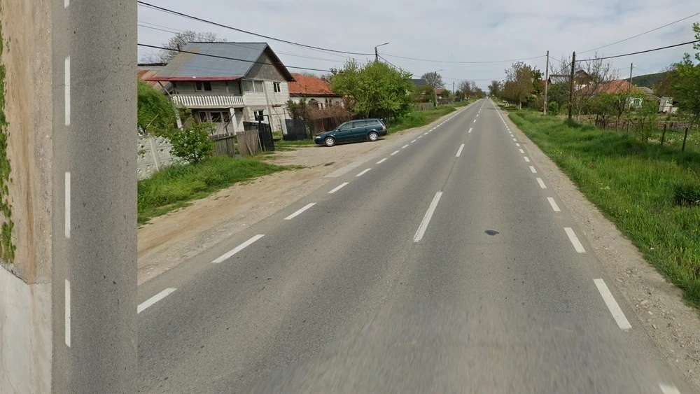 romania-road-lines-1-placeholder