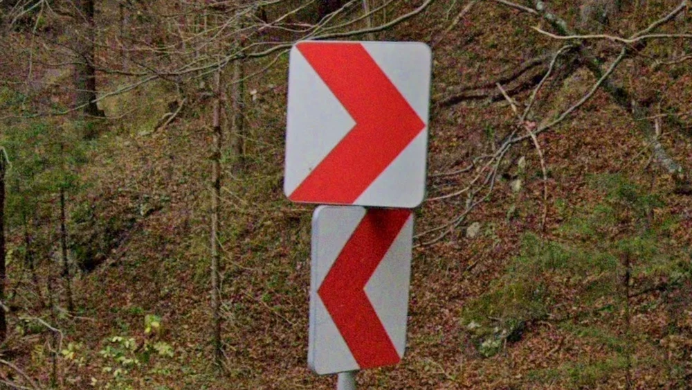 slovakia-chevron-1-placeholder