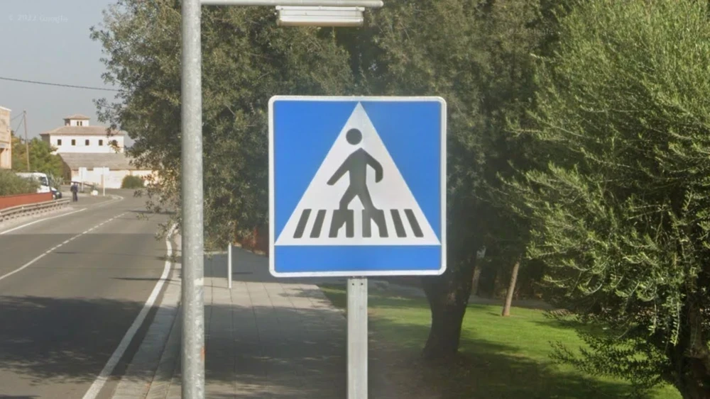 spain-pedestrian-sign-1-placeholder