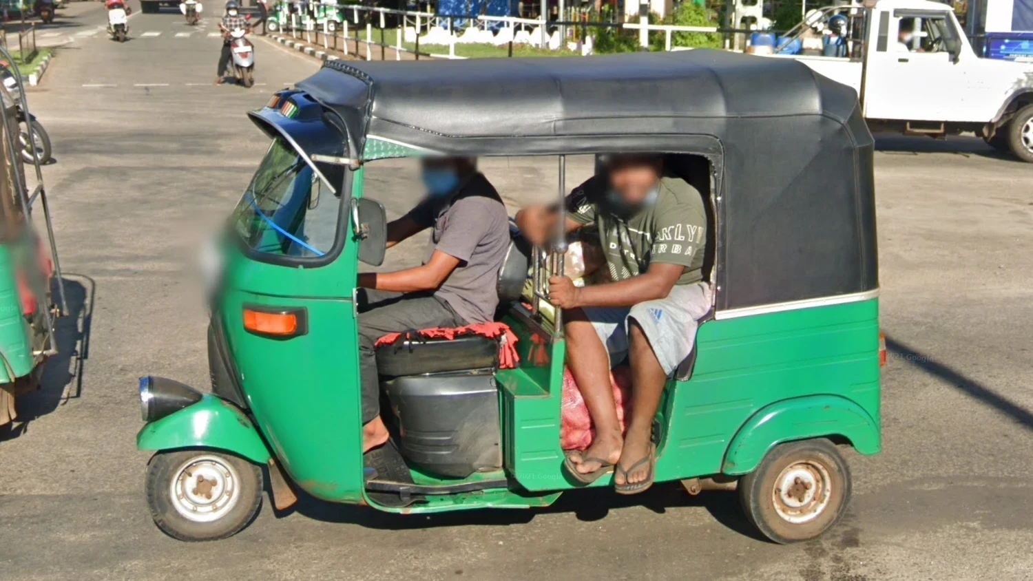 sri-lanka-vehicles-1-placeholder